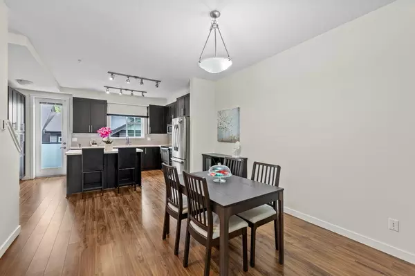 Maple Ridge, BC V2W 0G5,11176 Gilker Hill RD #43
