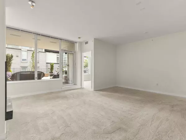 Vancouver, BC V6S 0A7,3382 Wesbrook MALL #307