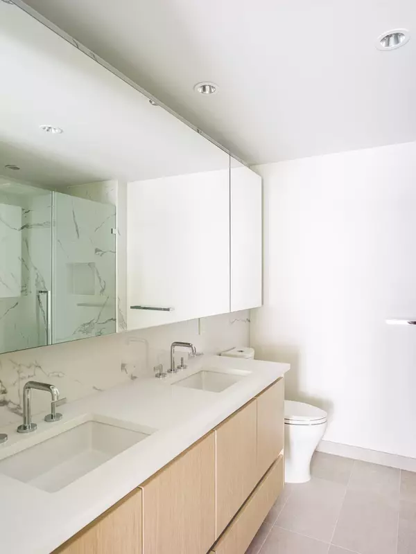 Vancouver, BC V6N 0E8,3636 W 39th AVE #205