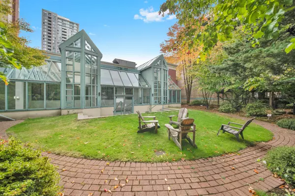 939 Homer ST #510, Vancouver, BC V6B 2W6