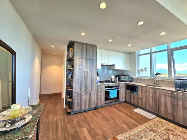 505 Nelson ST #2102 Coquitlam, BC V3J 0R5