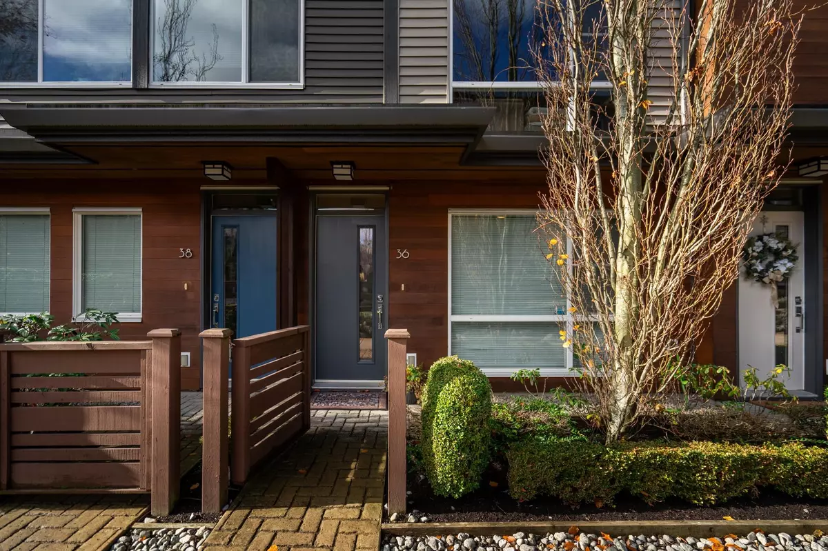 Surrey, BC V3Z 6P4,16223 23a AVE #36