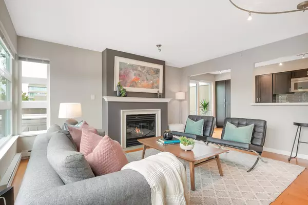 Vancouver, BC V6K 4S7,2161 W 12th AVE #410