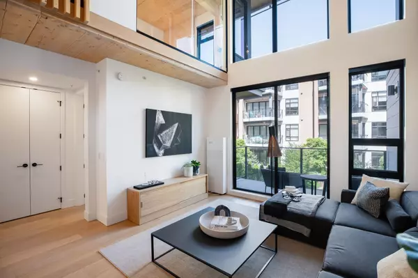 310 Salter ST #304 New Westminster, BC V3M 0N7