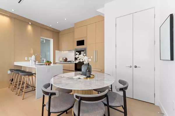 Vancouver, BC V6P 2M9,1315 W 64th AVE #1