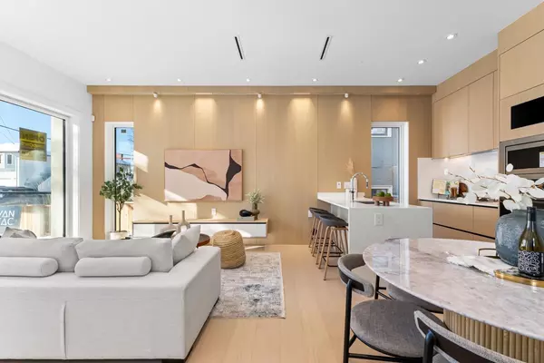 Vancouver, BC V6P 2M9,1315 W 64th AVE #1