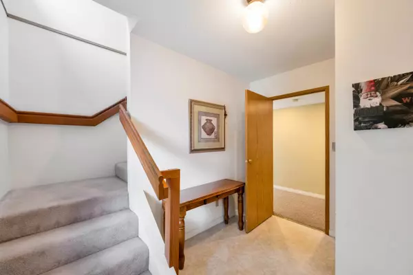 Surrey, BC V4A 4S5,2147 154 ST