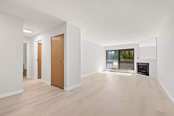 13507 96 AVE #316, Surrey, BC V3V 7P3