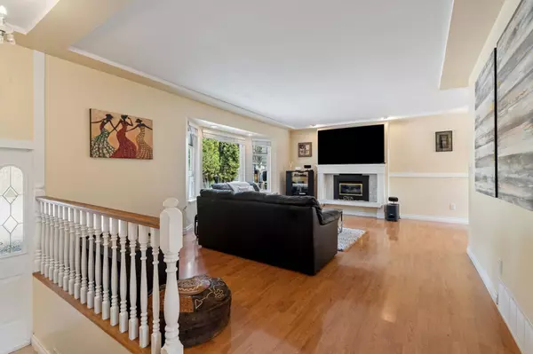 Port Coquitlam, BC V3B 4X6,1068 Spruce ST