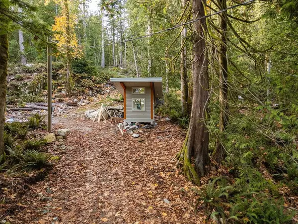 Gambier Island, BC V0N 1V0,883 West Bay RD