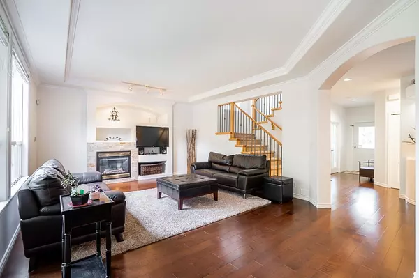 Surrey, BC V3S 9L2,6119 166a ST