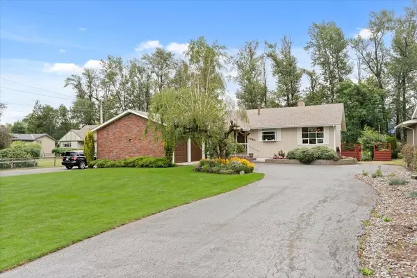 Chilliwack, BC V2R 3H4,7454 Leary CRES