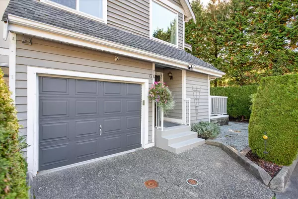 Coquitlam, BC V3B 7K6,1135 Lansdowne DR #6