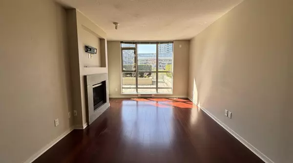 Richmond, BC V6Y 0A9,9373 Hemlock DR #116
