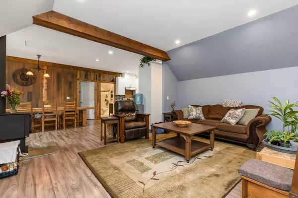 31173 Dewdney Trunk RD Mission, BC V4S 1C4