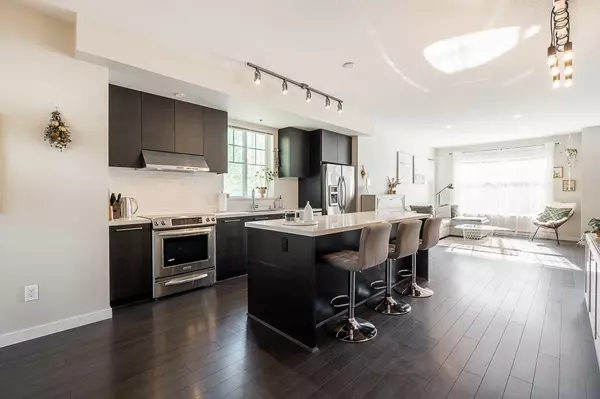 Coquitlam, BC V3E 0M2,3461 Princeton AVE #9