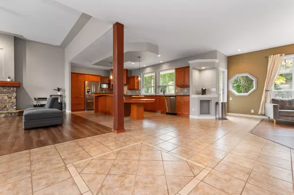 7276 Bryant PL Chilliwack, BC V4Z 1K4