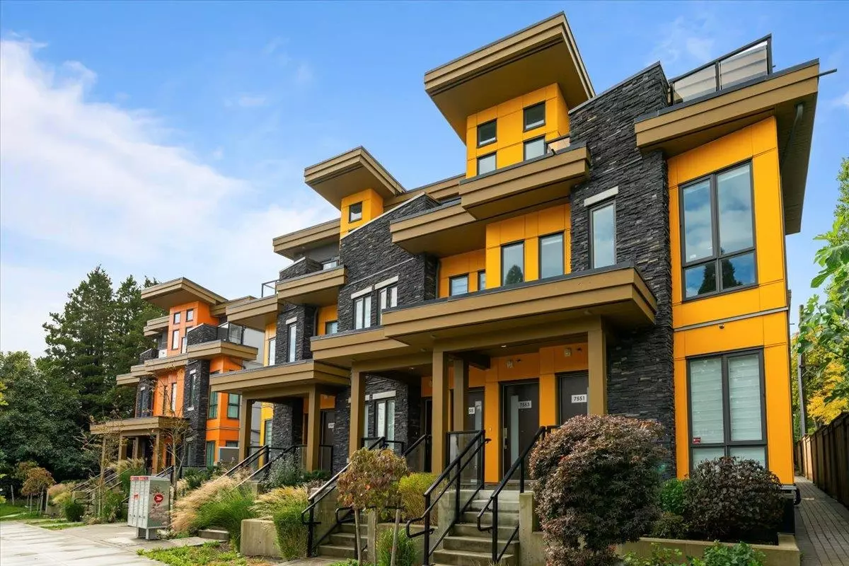 Vancouver, BC V6P 4A4,7553 Oak ST