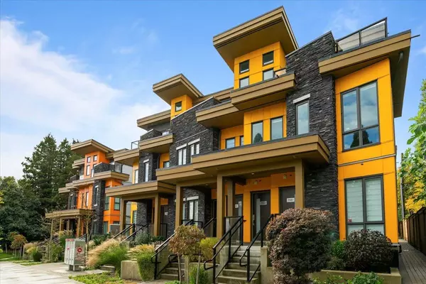 7553 Oak ST, Vancouver, BC V6P 4A4