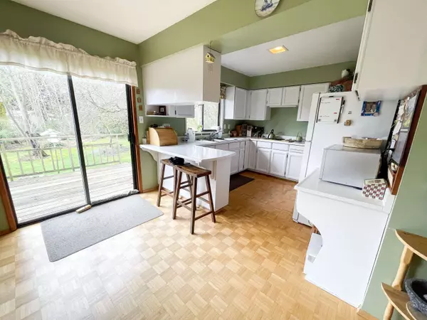 Surrey, BC V4N 3W4,9335 178 ST