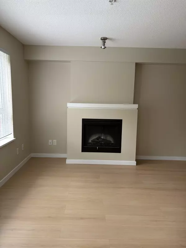 Burnaby, BC V5C 0A8,4783 Dawson ST