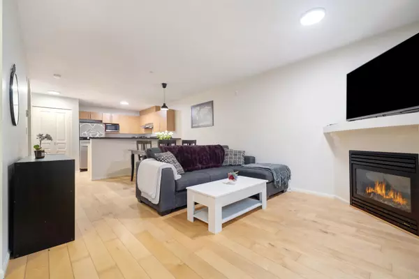 North Vancouver, BC V7K 1C6,1131 Ross RD