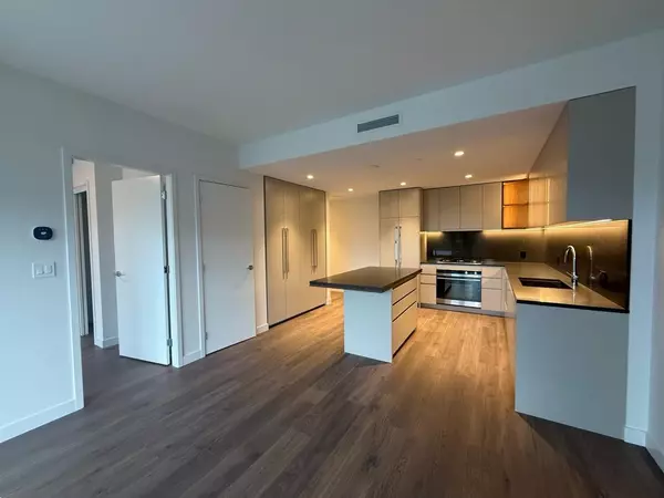 Coquitlam, BC V3J 0P3,720 Farrow ST #1001