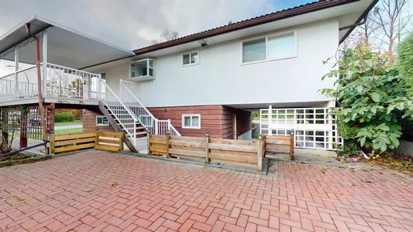 Port Coquitlam, BC V3B 5G9,3420 Shaughnessy ST