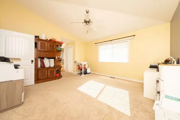 Maple Ridge, BC V2W 2G1,23622 111a AVE