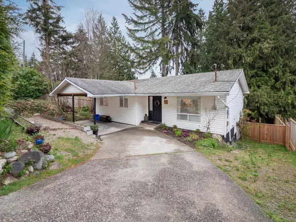 Gibsons, BC V0N 1V8,617 Gower Point RD