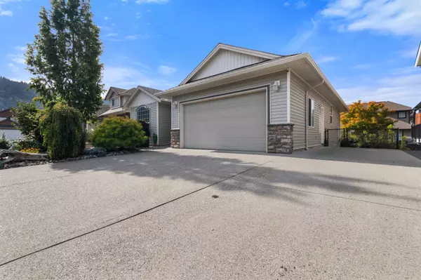 Chilliwack, BC V2R 5S9,44683 Riverwood CRES