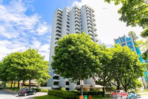 1995 Beach AVE #503, Vancouver, BC V6G 2Y3