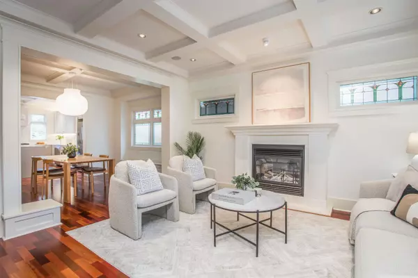 Vancouver, BC V6K 1N4,3242 W 3rd AVE