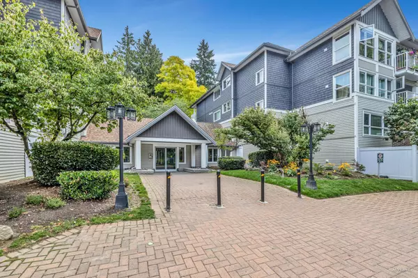 Surrey, BC V3R 0W2,9688 148 ST #321