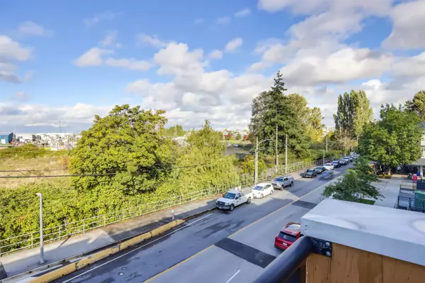 Richmond, BC V6E 0A7,6077 London RD #209