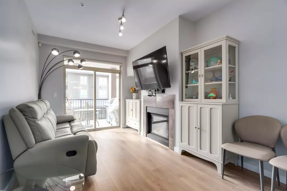 Richmond, BC V6E 0A7,6077 London RD #204