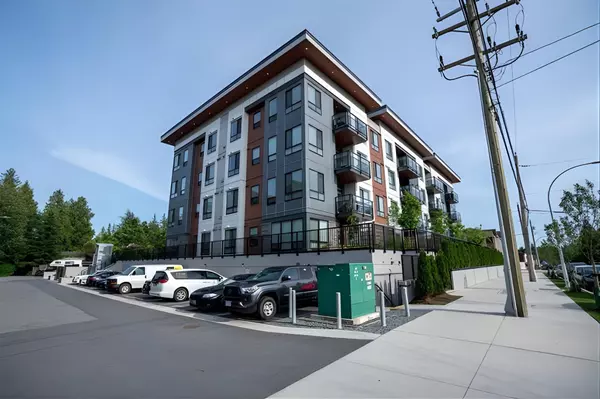 19825 54 AVE #409, Langley, BC V3A 0P6