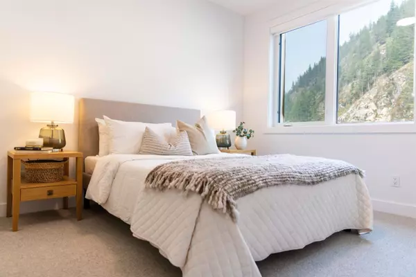 39178 Stellar DR Squamish, BC V8B 1G2