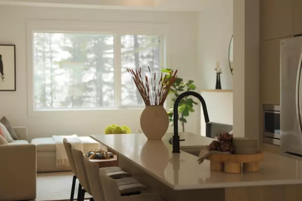Squamish, BC V0V 0V0,1050 Finch DR