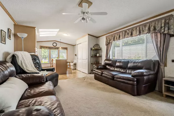 46484 Chilliwack Lake RD #27 Chilliwack, BC V2R 3R7