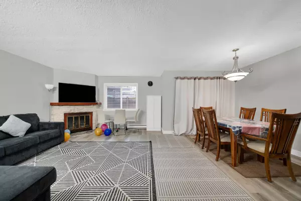 Surrey, BC V3W 7Z2,13275 70b AVE #104