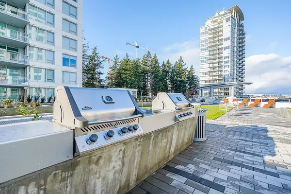 White Rock, BC V4B 0C1,15165 Thrift AVE #603