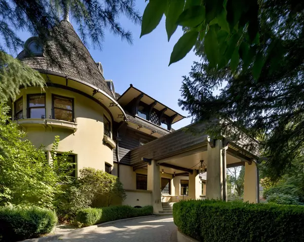 Vancouver, BC V6J 3P3,3838 Cypress ST #1