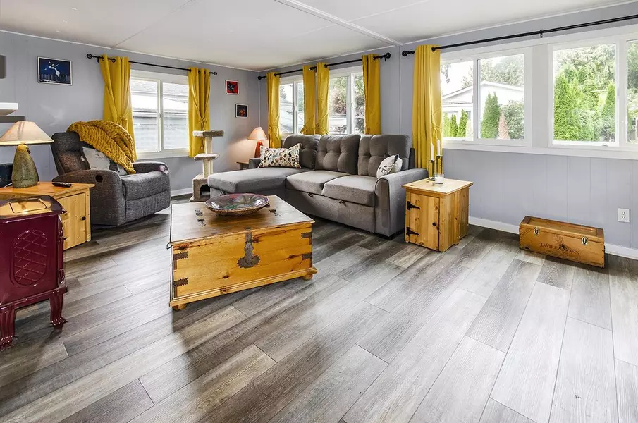 286 Tyee DR, West Vancouver, BC V7P 1C7