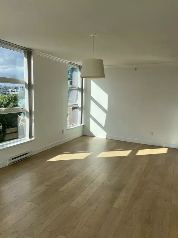 Vancouver, BC V6A 4L8,189 National AVE #904