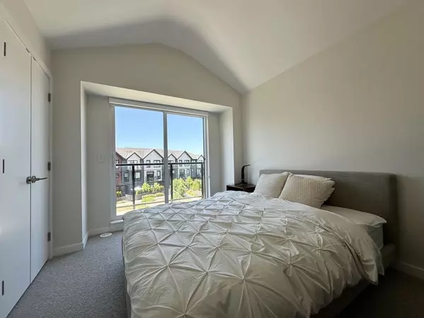 Tsawwassen, BC V4M 0E3,4738 Hemlock WAY #151