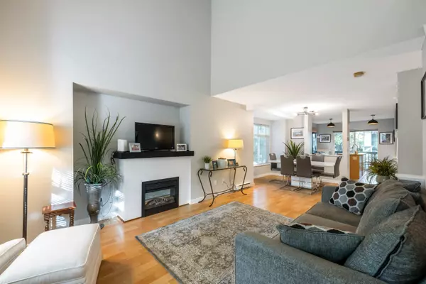 Surrey, BC V3Z 2T7,15233 34 AVE #44