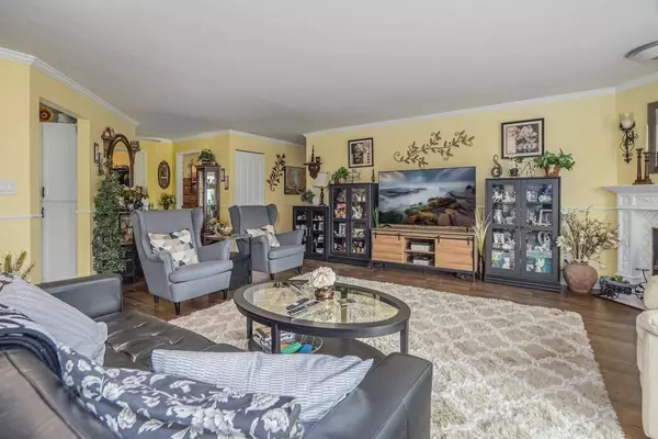 Abbotsford, BC V2S 8L5,3115 Trafalgar ST #38