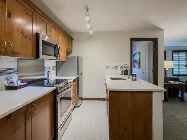 Whistler, BC V8E 1E2,4899 Painted Cliff RD #146