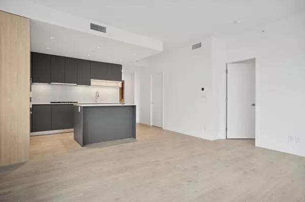Richmond, BC V6Y 0N2,6500 Minoru BLVD #553